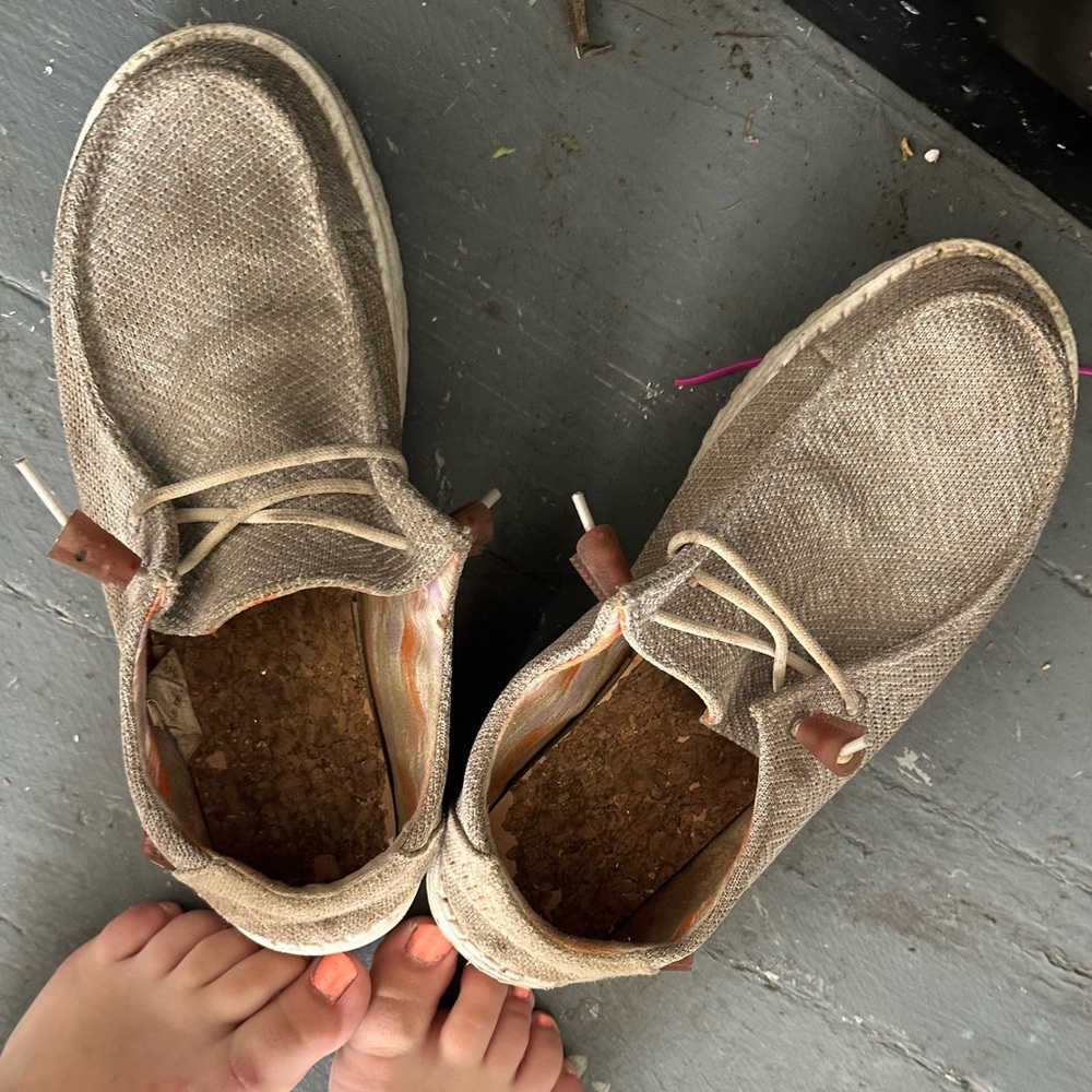 hey dudes size 7